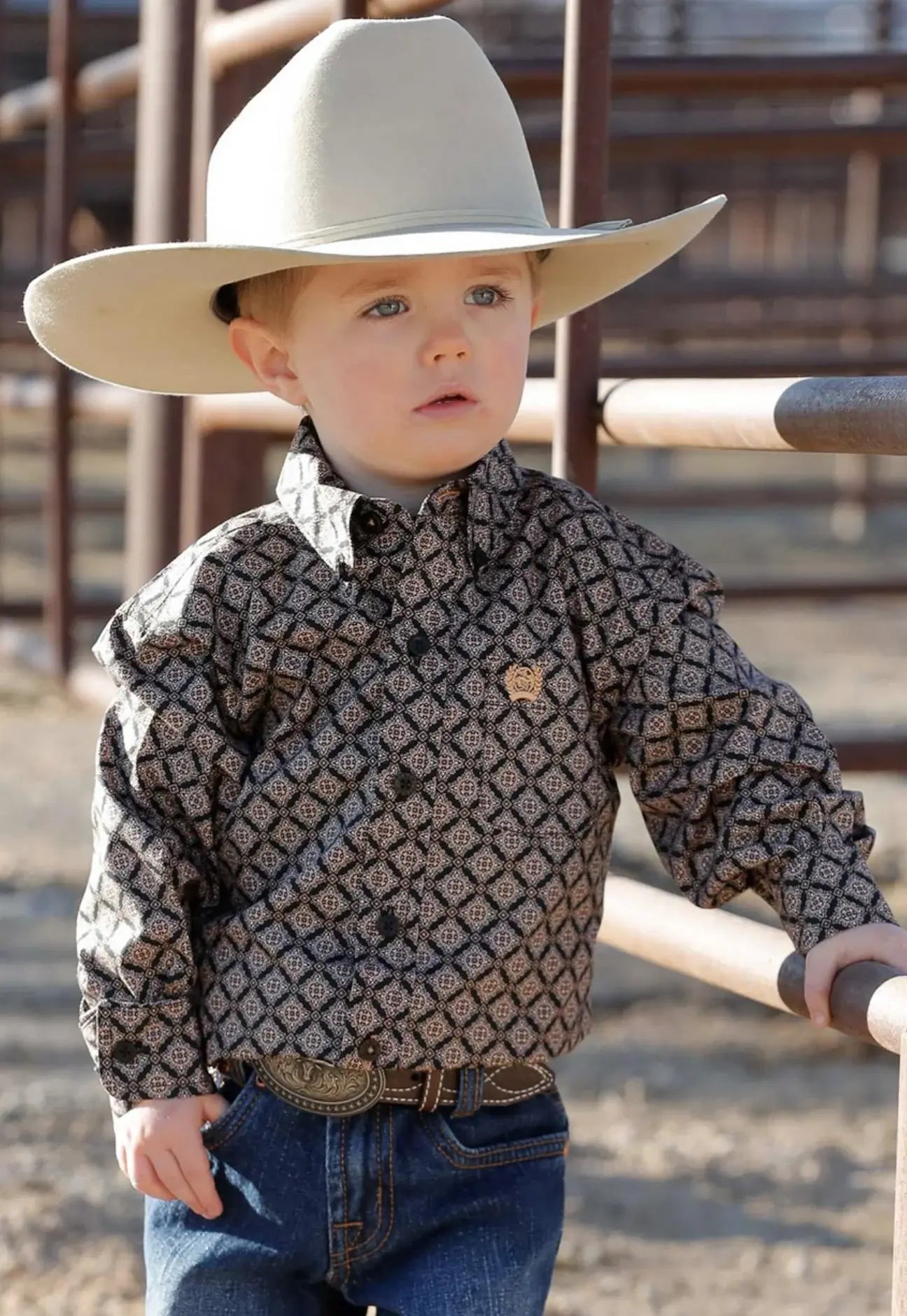 Cinch Infant Boy's Medallion Print Button Down Shirt