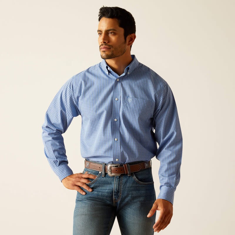 Ariat Men's Wrinkle Free Rowan Shirt.