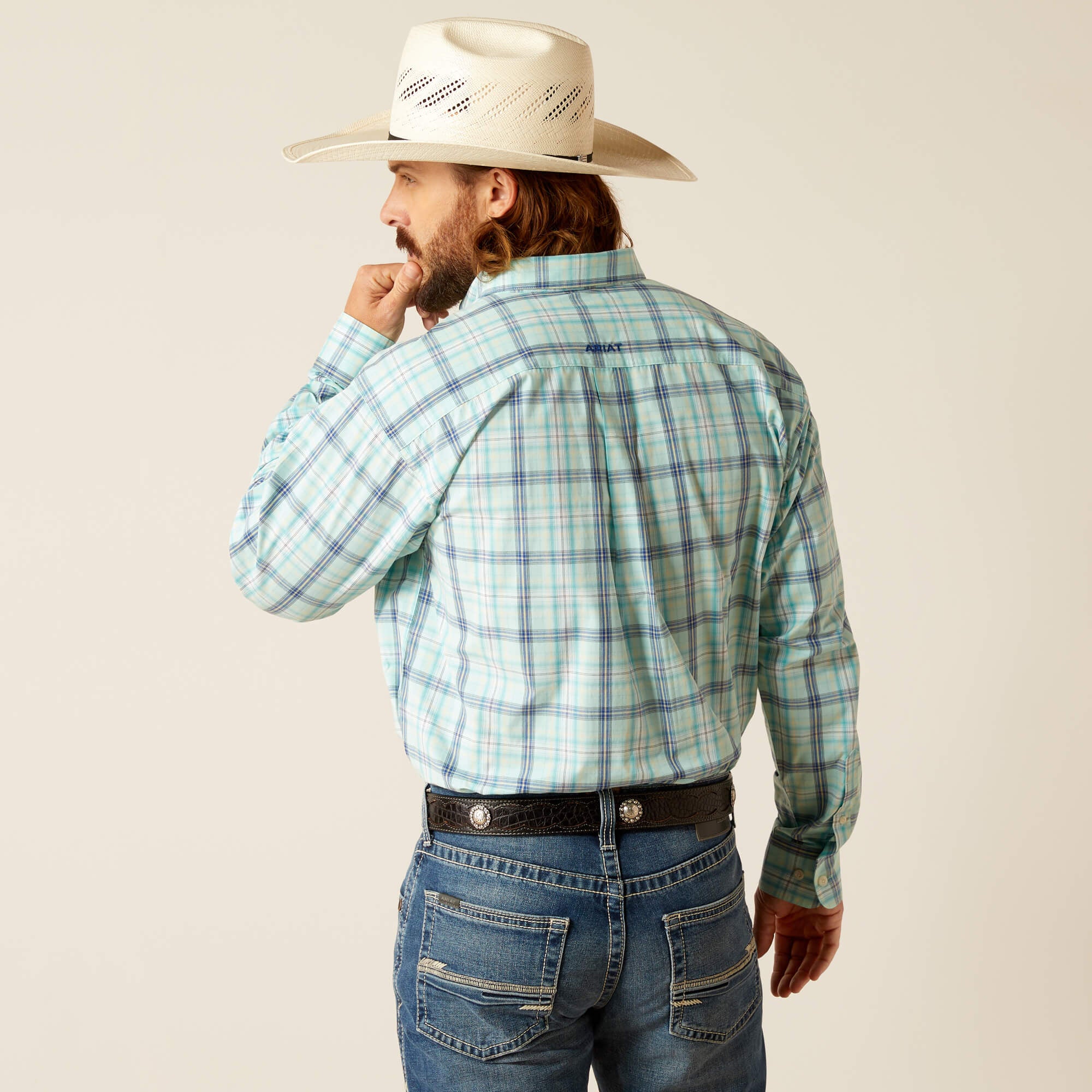 Ariat Men's Pro Series Classic Fit Button Down Shirt.