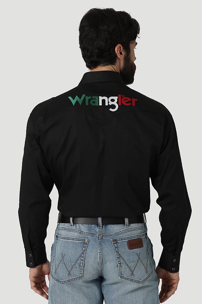 Wrangler Men's Mexico Logo Snap Front Shirt