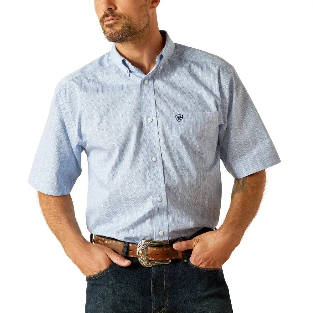 Ariat Men's Welburn Wrinkle Free Short Sleeve Shirt