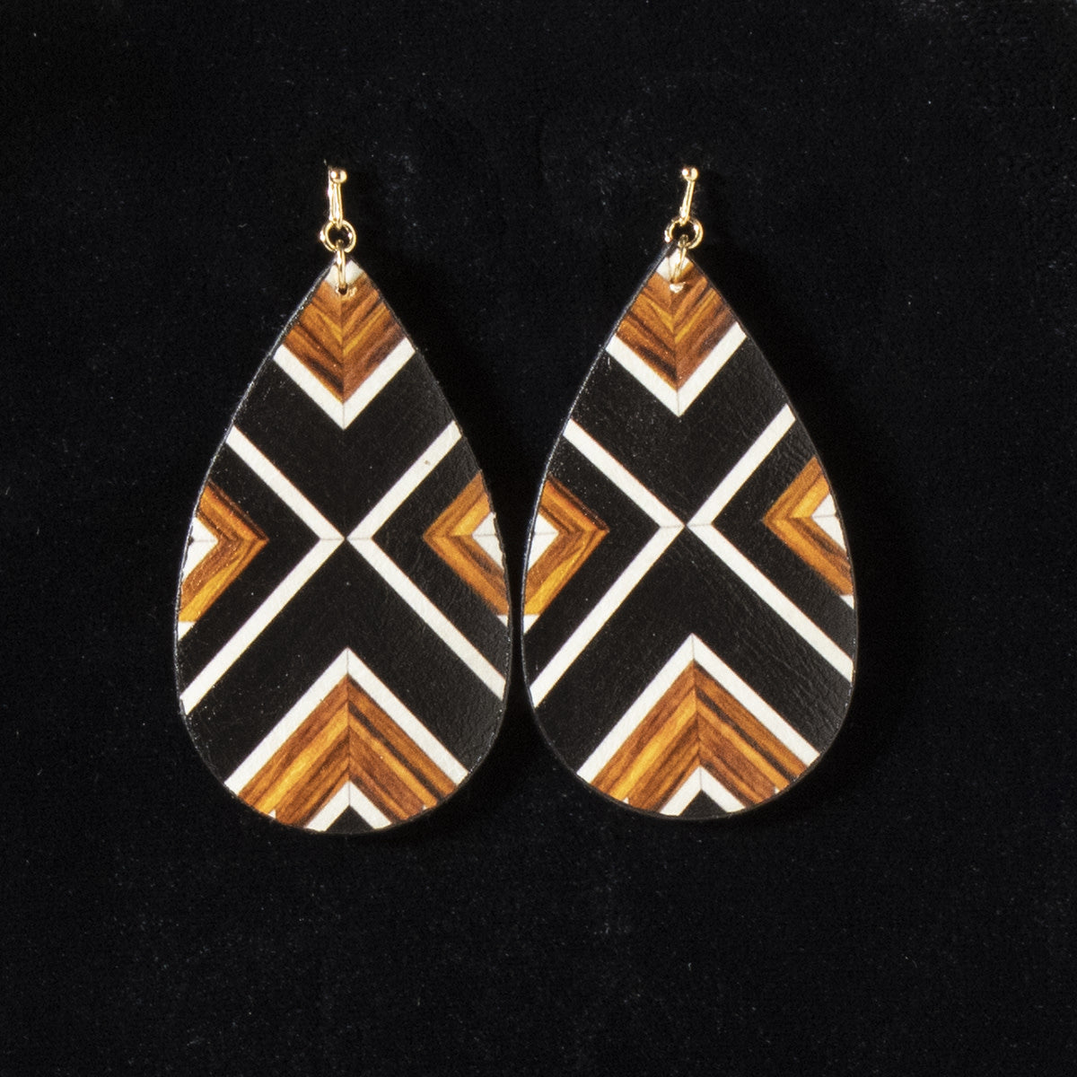 Blazin Roxx Leather Teardrop Earrings