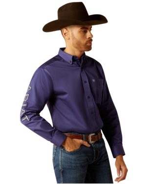 Ariat Men's Team Logo Twill Classic Fit Button Down Shirt