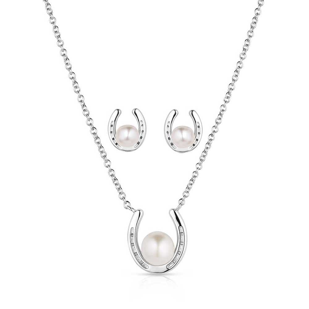 Montana Silversmiths Delicate Embrace Pearl Jewelry Set.