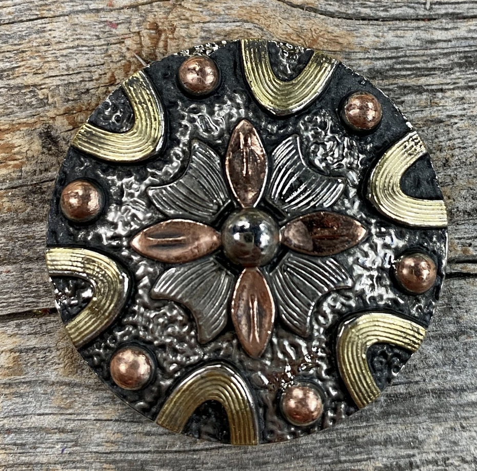 Rodeo Drive 1.5" Floral Dots Antique Silver Concho.