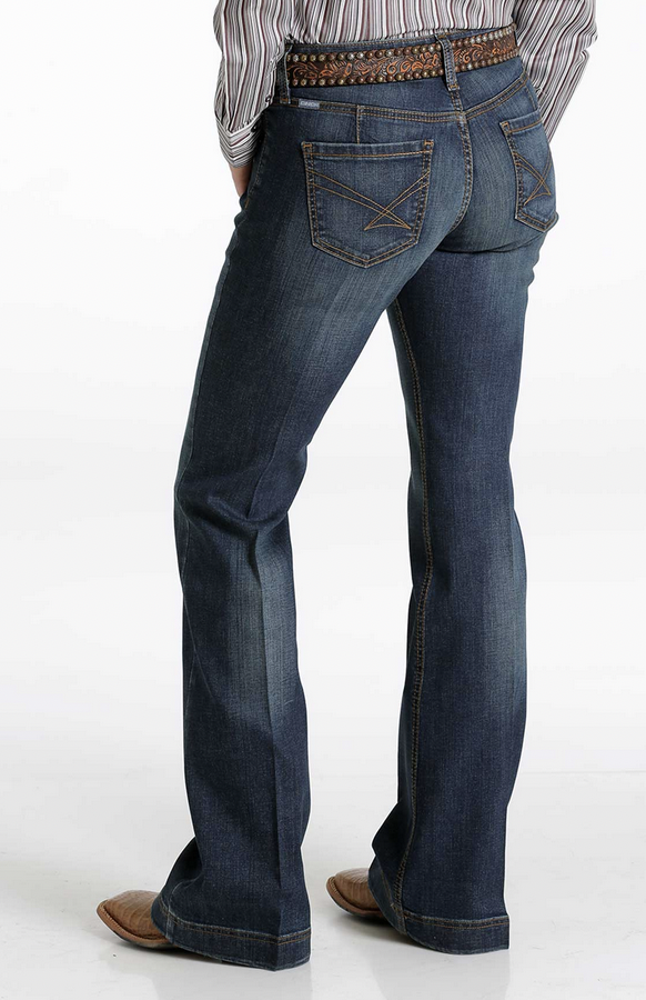 Cinch Women's Dark Wash Lynden Jeans.