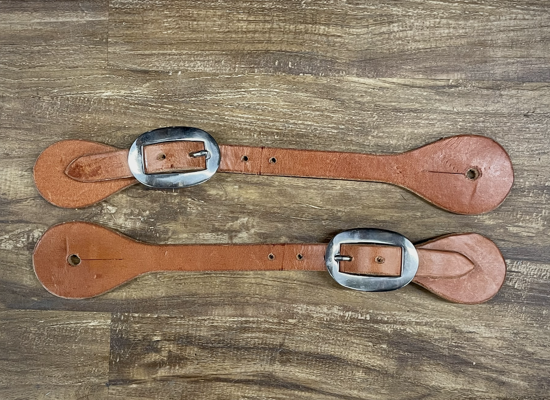 Circle Y Men's Oak Spur Straps.