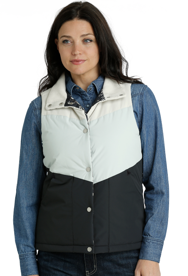 Cinch Women's Multicolor Puffer Vest C4.