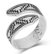 Montana Silversmiths Southwestern Escape Wrap Ring