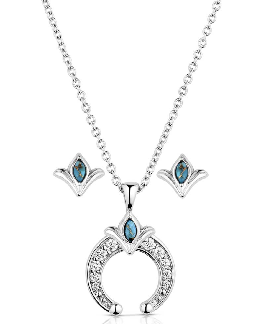 Montana Silversmiths Simple Squash Blossom Jewlery Set.