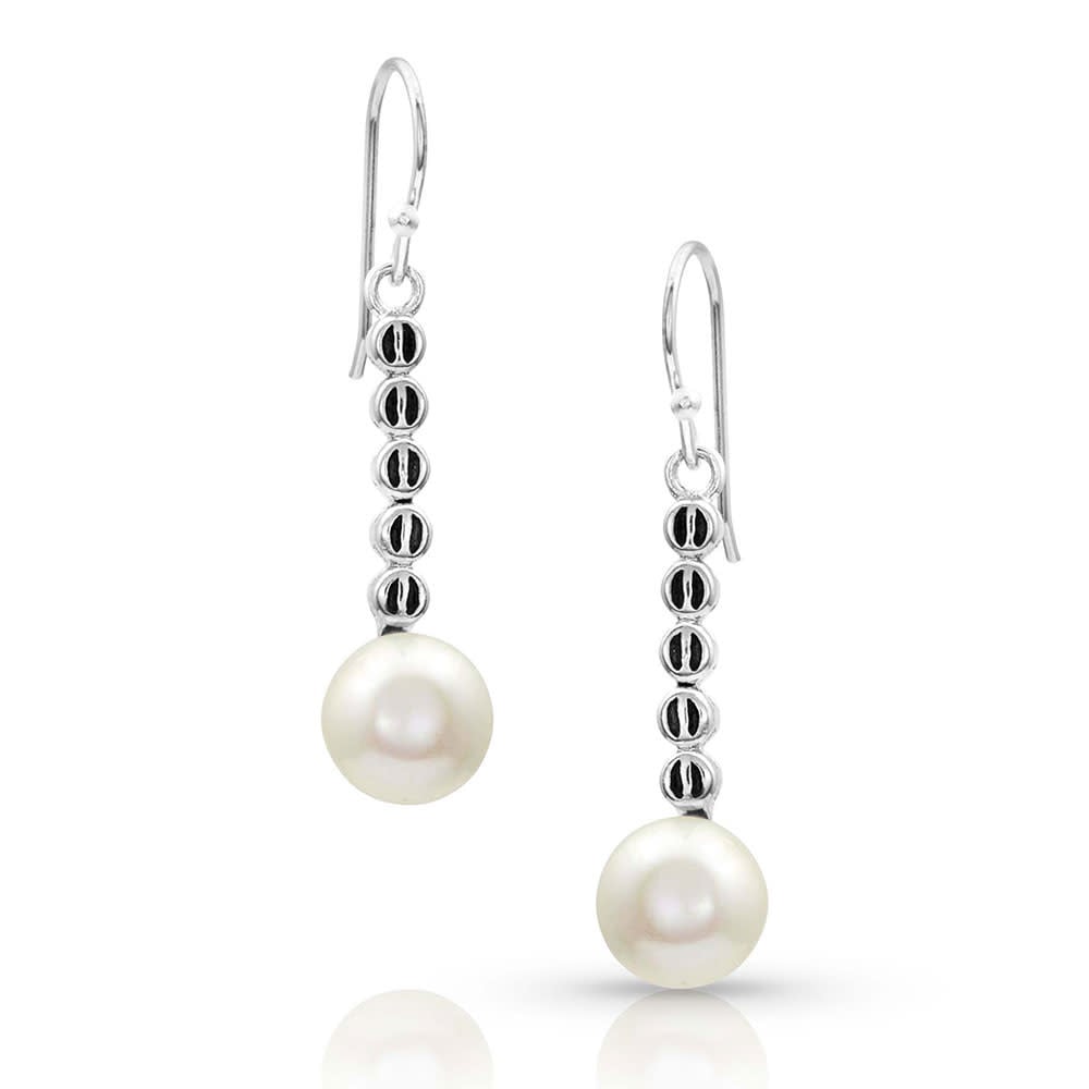 French Crossing Paths Pearl Earrings.